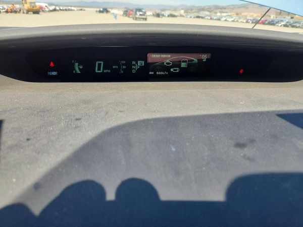 2015 TOYOTA PRIUS