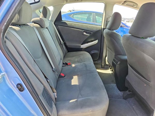 2015 TOYOTA PRIUS