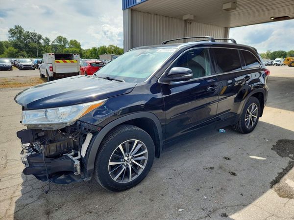 2018 TOYOTA HIGHLANDER