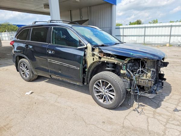 2018 TOYOTA HIGHLANDER SE/XLE
