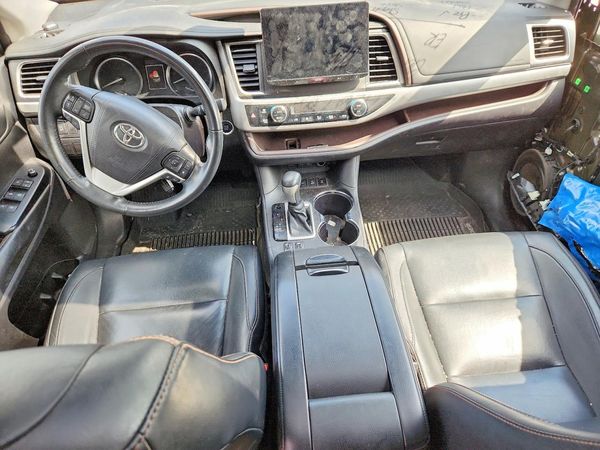 2018 TOYOTA HIGHLANDER SE/XLE