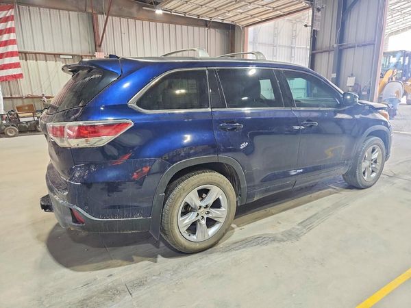 2015 TOYOTA HIGHLANDER