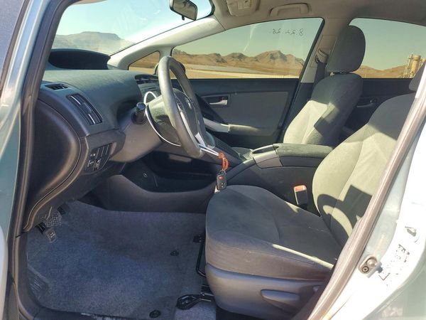 2012 TOYOTA PRIUS