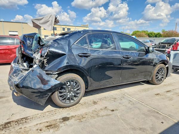 2018 TOYOTA COROLLA