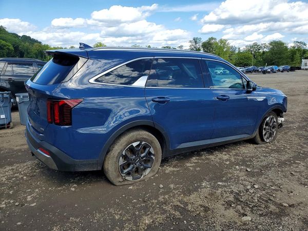 2024 KIA SORENTO