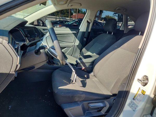 2019 VOLKSWAGEN JETTA S, SE, R-Line