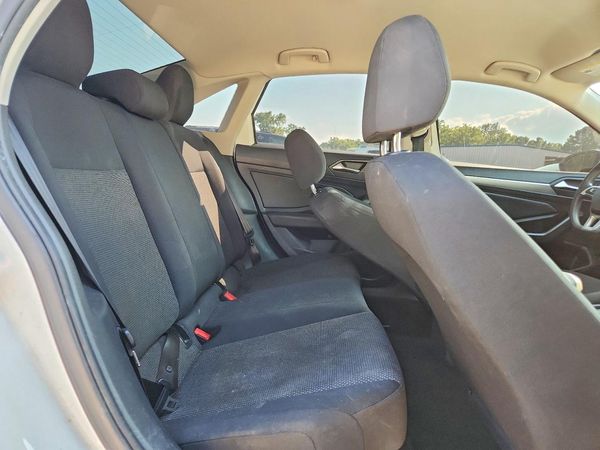 2019 VOLKSWAGEN JETTA S, SE, R-Line