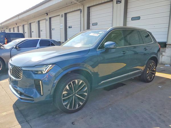 2025 VOLVO XC90