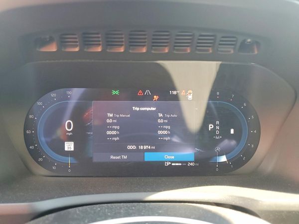 2025 VOLVO XC90 Plus