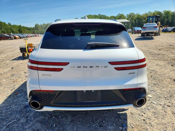 2025 GENESIS GV70