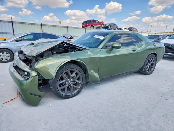 2022 DODGE CHALLENGER — Front 3/4
