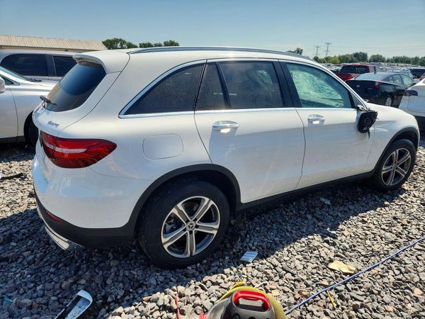 2019 MERCEDES-BENZ GLC
