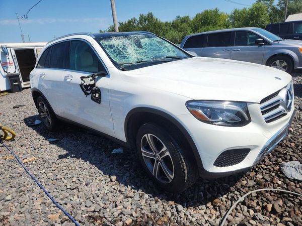 2019 MERCEDES-BENZ GLC