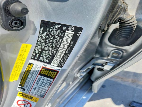 2014 TOYOTA CAMRY