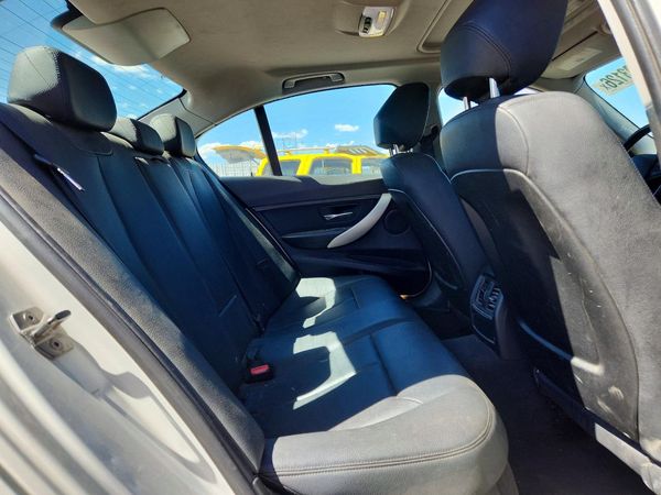 2014 BMW 320 SA