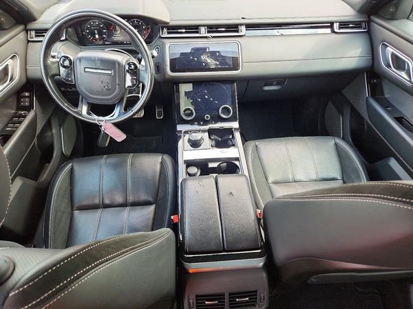 2018 LAND ROVER RANGE ROVER VELAR R-Dynamic SE