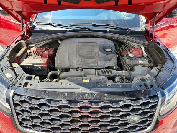 2018 LAND ROVER RANGE ROVER VELAR R-Dynamic SE