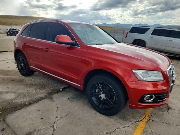2014 AUDI Q5 Premium Plus — Passenger 3/4