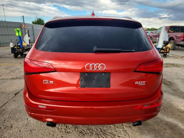 2014 AUDI Q5 Premium Plus — DIRR