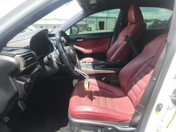 2017 LEXUS IS