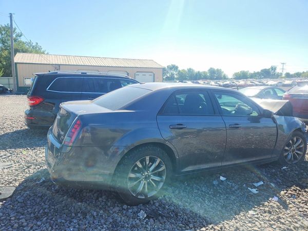2014 CHRYSLER 300