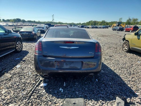 2014 CHRYSLER 300