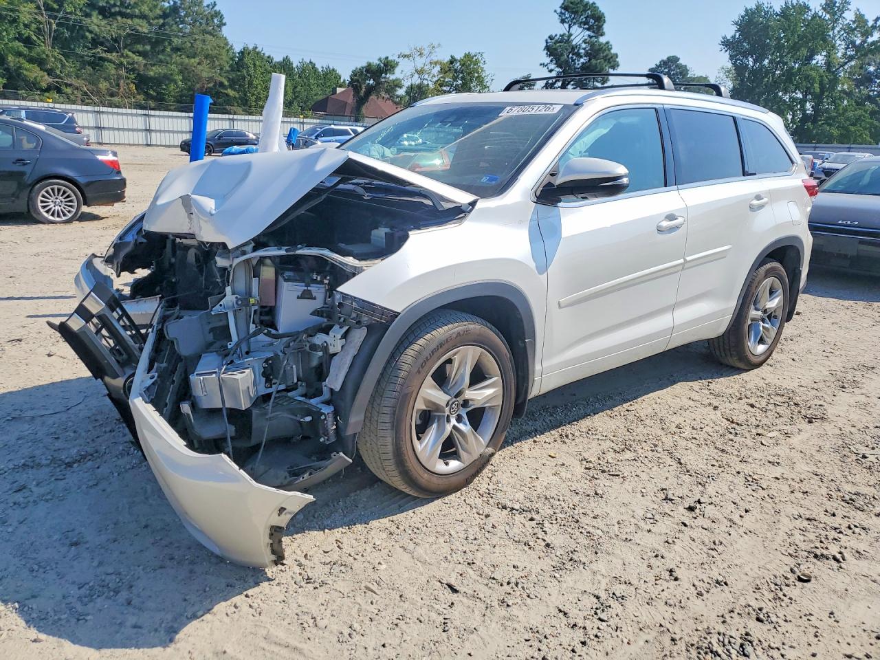 2017 TOYOTA HIGHLANDER