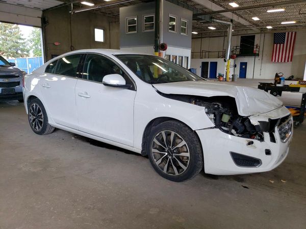 2013 VOLVO S60