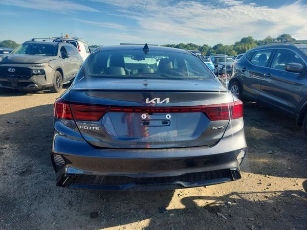 2022 KIA FORTE
