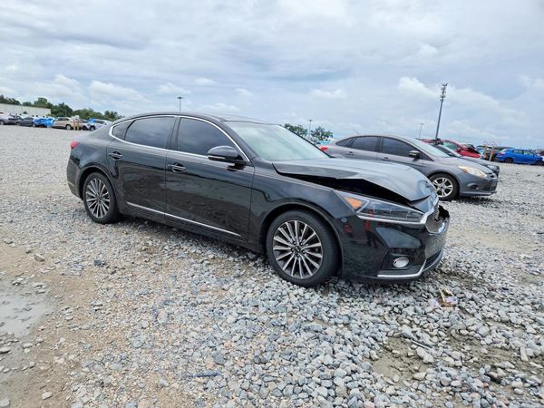 2017 KIA CADENZA
