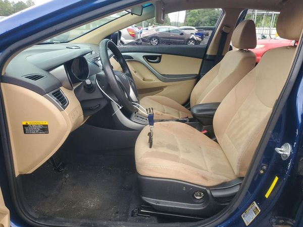 2013 HYUNDAI ELANTRA