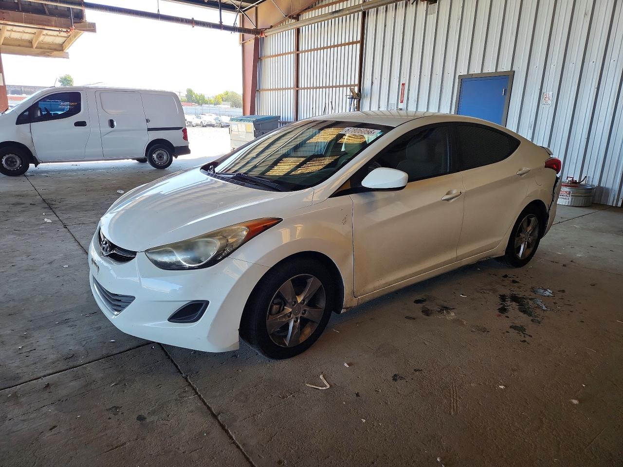 2013 HYUNDAI ELANTRA