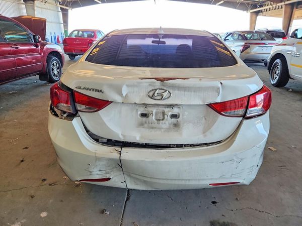 2013 HYUNDAI ELANTRA