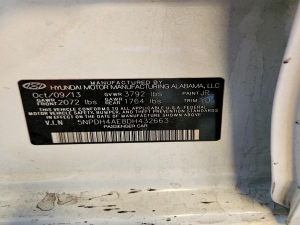 2013 HYUNDAI ELANTRA