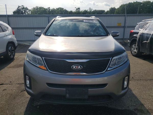2014 KIA SORENTO Base/ LX
