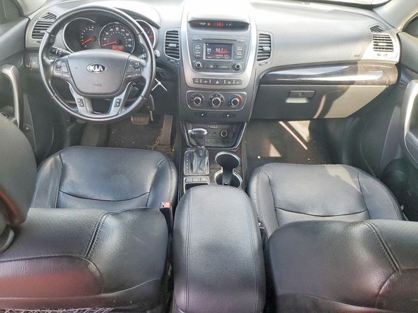 2014 KIA SORENTO Base/ LX