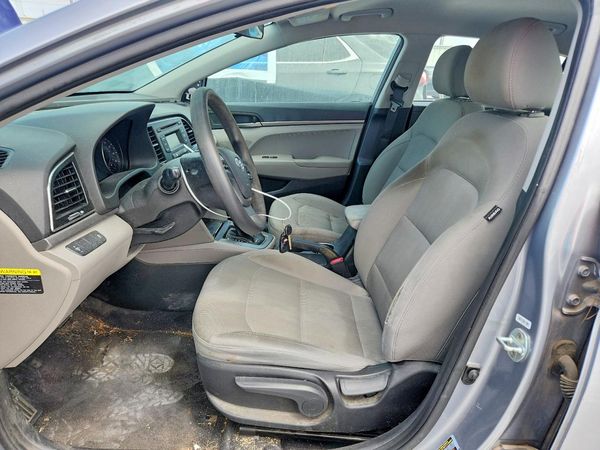 2017 HYUNDAI ELANTRA SE Base