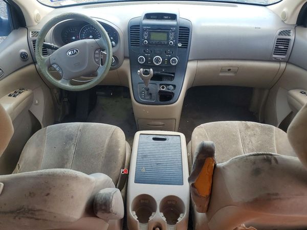 2014 KIA SEDONA GL