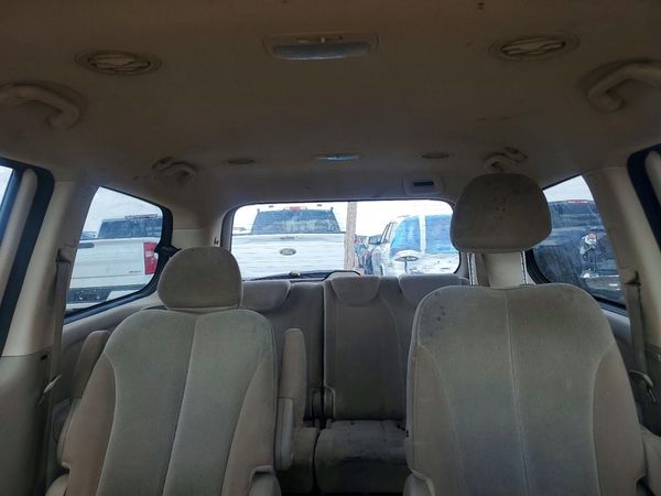 2014 KIA SEDONA GL