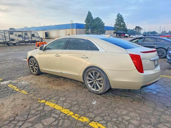 2016 CADILLAC XTS Standard