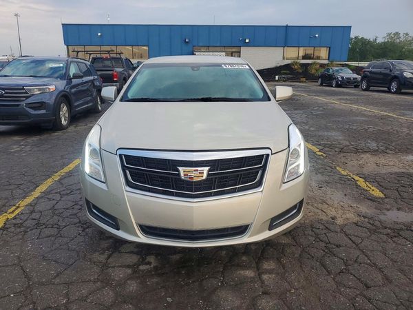 2016 CADILLAC XTS Standard