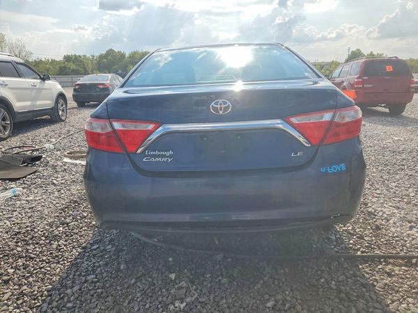 2017 TOYOTA CAMRY