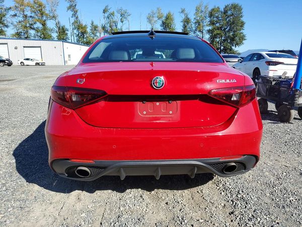 2018 ALFA ROMEO GIULIA TI AWD