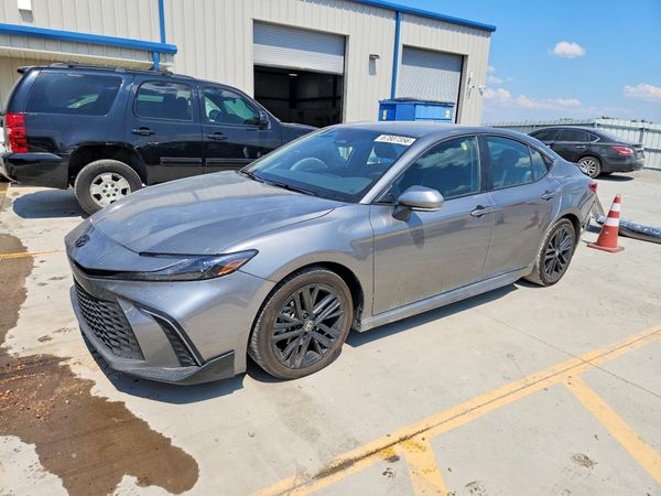 2026 TOYOTA CAMRY