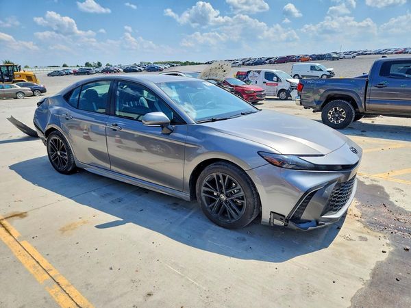 2026 TOYOTA CAMRY