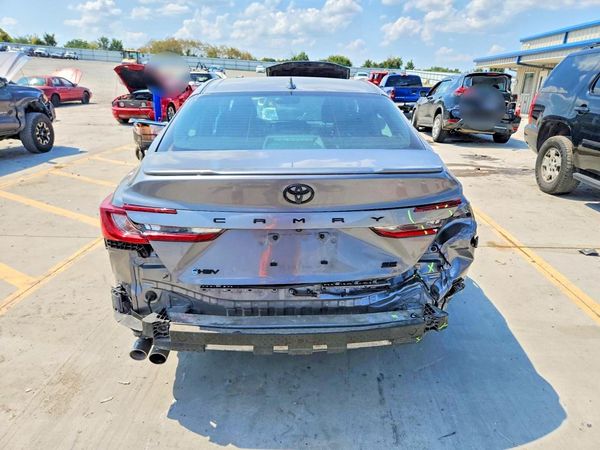 2026 TOYOTA CAMRY