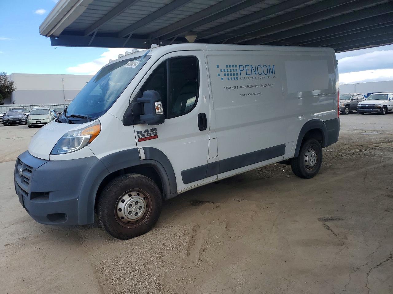 2016 RAM PROMASTER CITY — Front 3/4