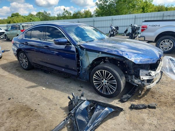 2019 BMW 530