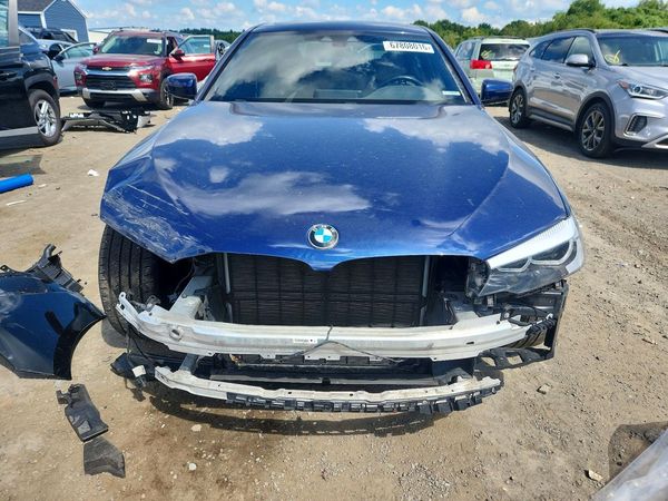 2019 BMW 530