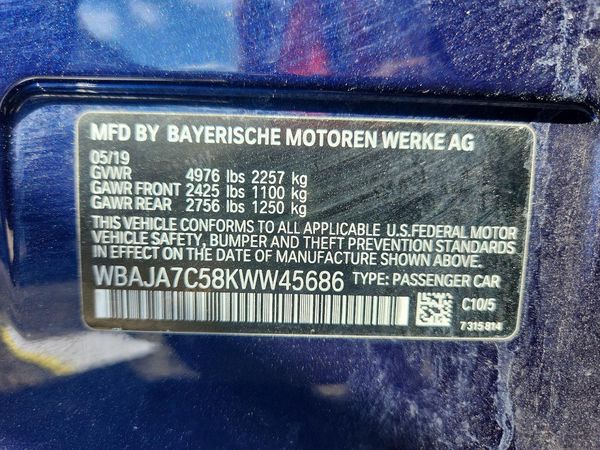 2019 BMW 530
